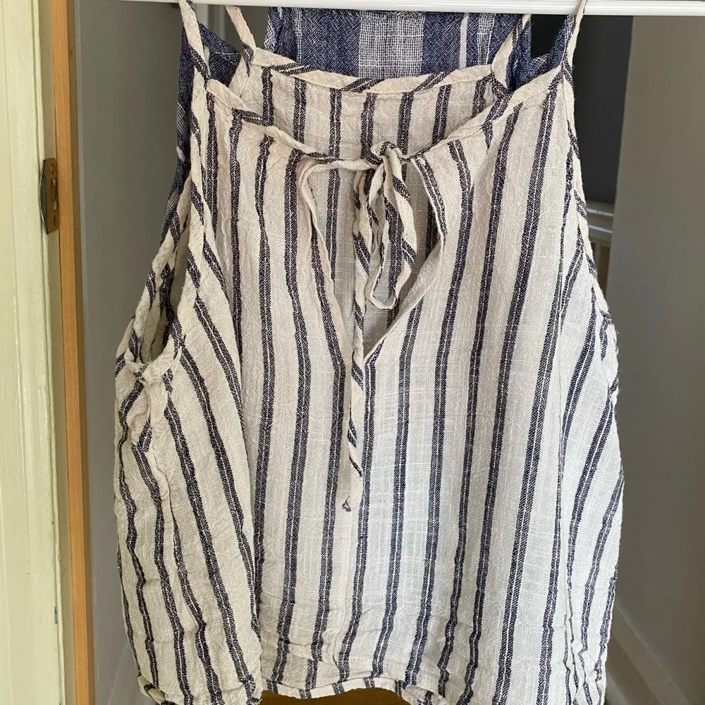 Cropped Linen Tops - Picture 4 of 5